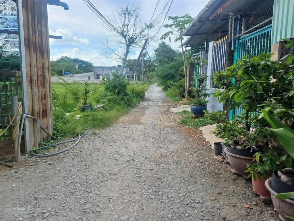 Xuất hiện lô đất ngộp giá rẻ, sổ hồng riêng, 6x25m, xã đức hòa hạ, giá chỉ 900 triệu, 0704 794 ***