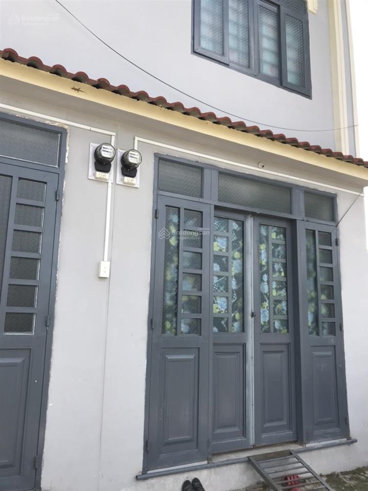Bán dãy nhà trọ huyên đức hòa, 5x20 (100m2), thổ cư,shr, 1 sẹc dt 825, thị trấn đức hòa, giá 1ty450