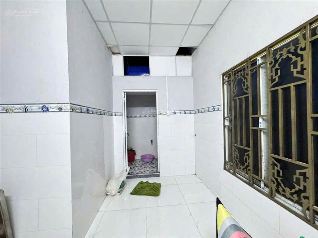 Chủ cắt lỗ, mua là lời, cần bán gấp nhà 5x12, trệt lửng,2pn 1ty280,shr, đường oto ngay kcn tân đức