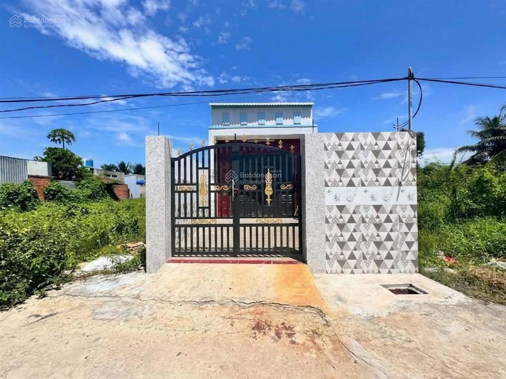 Nhà đường bê tông ô tô, sát động lực 823d mà giá chỉ có 1ty5, 1 trệt lầu,3pn, 2wc, diện tích 4,5x25