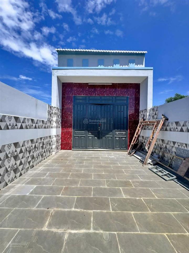 Nhà đường bê tông ô tô, sát động lực 823d mà giá chỉ có 1ty5, 1 trệt lầu,3pn, 2wc, diện tích 4,5x25