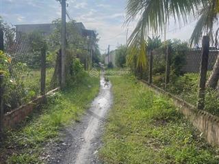 Đất xây nhà ấp 2, hựu thạnh, 5x40m giá chỉ 800 triệu,  0704 794 ***