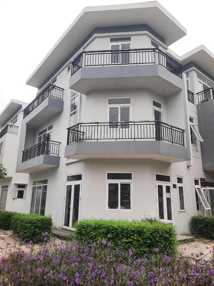 Bán căn góc 2 mặt tiền đường thuộc kđt bella villa, 8x15m, dtsd 167m2, giá tốt 3tỷ6