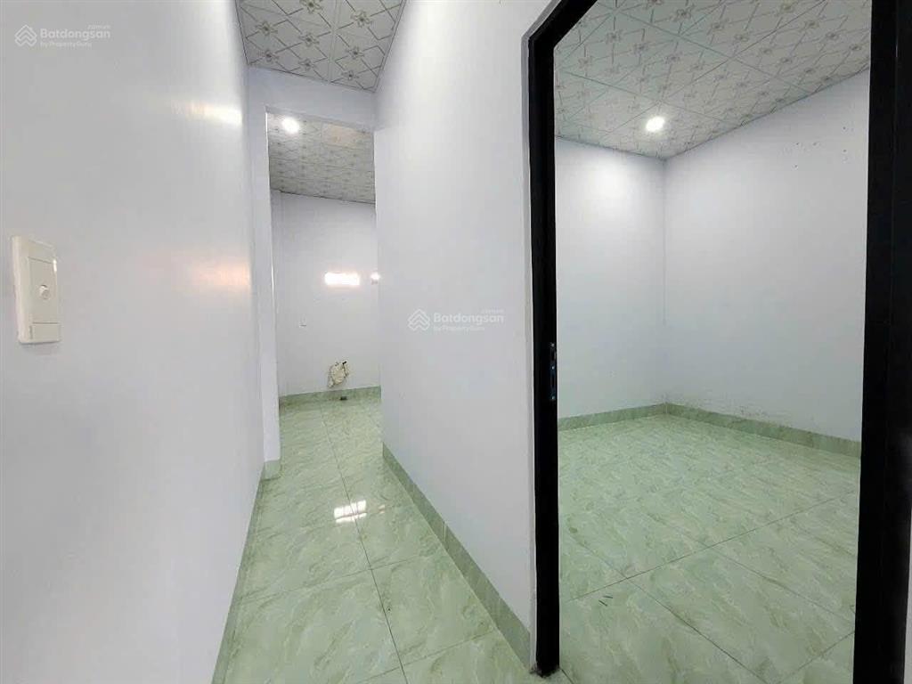 Nhà nguyên căn giá rẻ sổ hồng riêng, 5x12, 60m2, nhà có 2pn, tại cây dương tân đức giá chỉ 1ty190