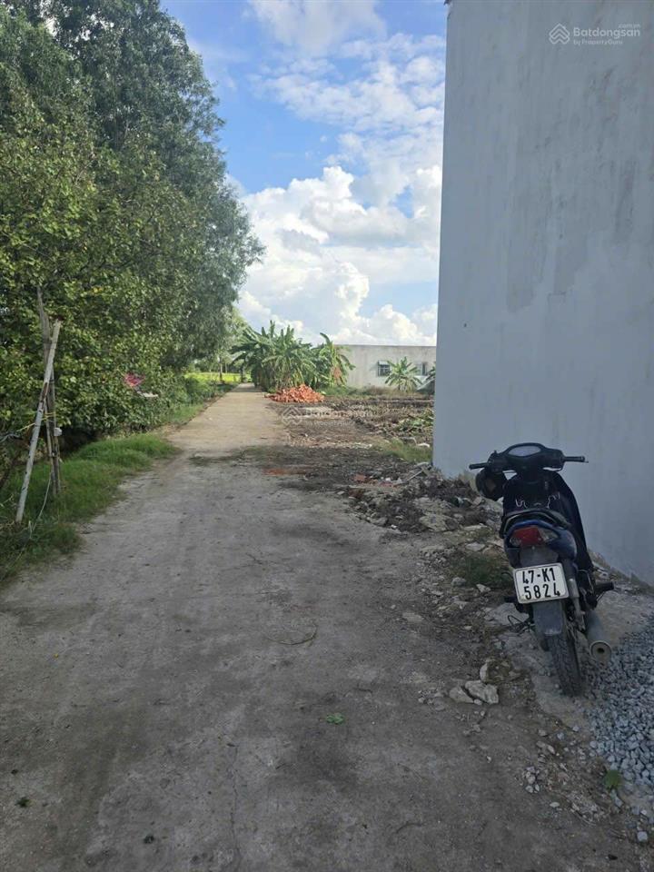 Đất thị trấn đức hòa, 5x25 (125m2), giá chỉ 690tr, đất ở đô thị, ngay sau lưng chợ đức hòa