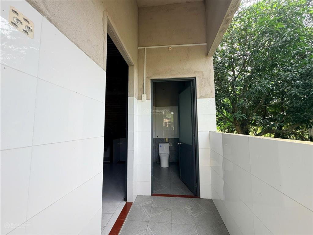 Bán nhà giá rẻ, shr, đường thông ô tô, 5x22 giá chỉ có 999tr, xã đức hòa thượng,  0704 794 ***