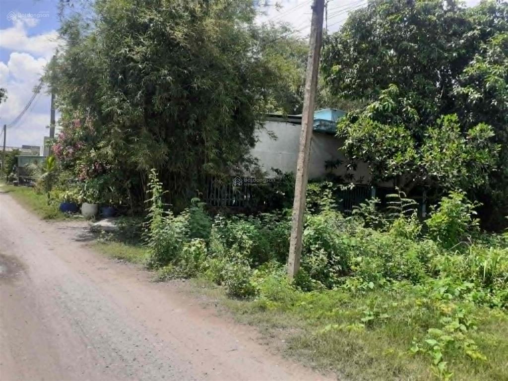 Đất giá rẻ xây nhà sát thị trấn đức hòa, 5x40m, giá 450tr, shr, đường kênh 10m,  0704 794 ***