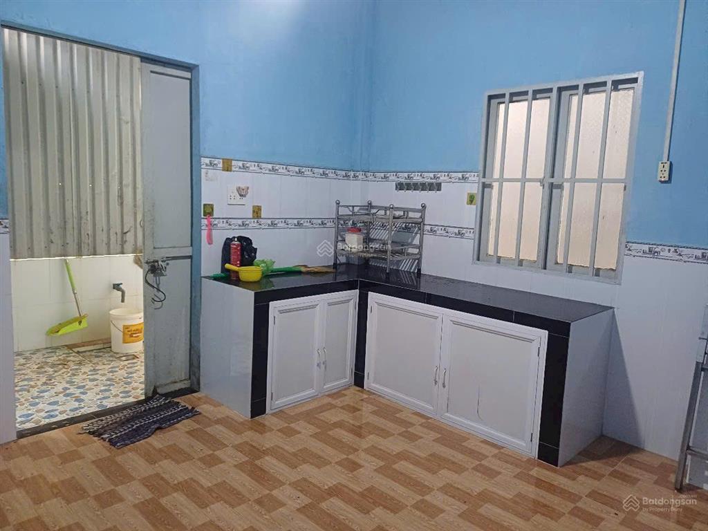 Nhà giá rẻ, shr nằm sát nhựa nguyễn văn dương, 4x20 80m2 thổ cư, có 2pn, 1 wc giá ngộp 1 tỷ 050