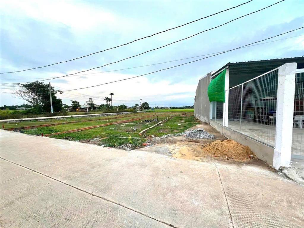Đất nằm 1 sẹc đường hồ chí minh, ngay bệnh viện hậu nghĩa, 5x24 giá ngợp 695tr, đường bê tông 5m