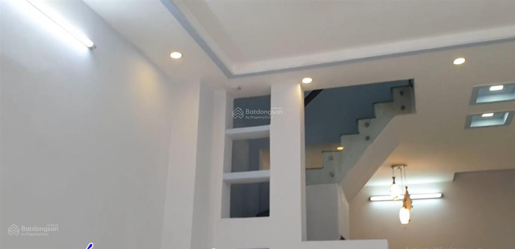 Gấp bán nhà tân phú đường ô tô tân quý gần tân kỳ tân quý, gò dầu gần aeon tân phú 3 phút 6m x 18m
