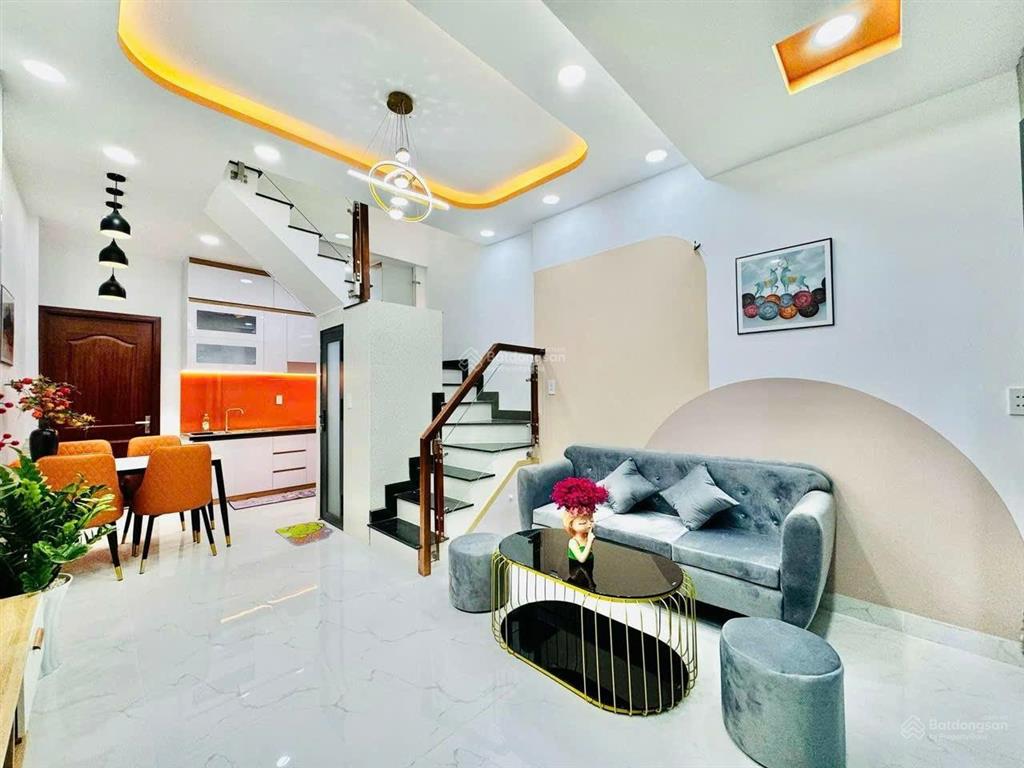 Bán nhà mặt tiền kinh doanh hòa hưng ngay cmt8 metro số 2 quận 10, dt 3.3x20m, 3 lầu, giá 12 tỷ