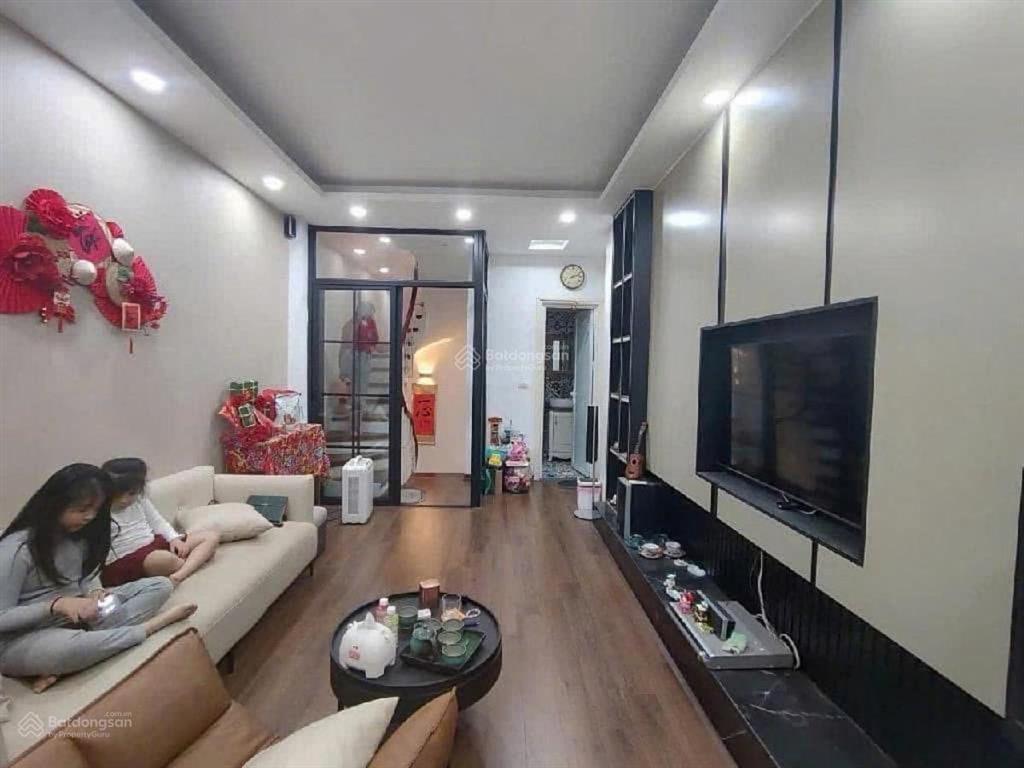 Trung tâm ba đình  thẳng tiến hồ tây  5 bước chân ô tô tránh  nhà đẹp chủ hoàn thiện tâm huyết