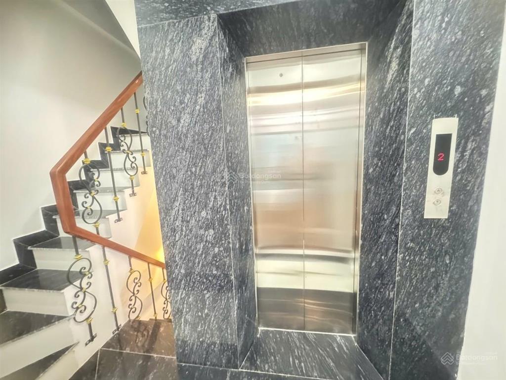 Bán nhà riêng tại phố tôn đức thắng, 13 tỷ, 48 m2, hot! view đẹp