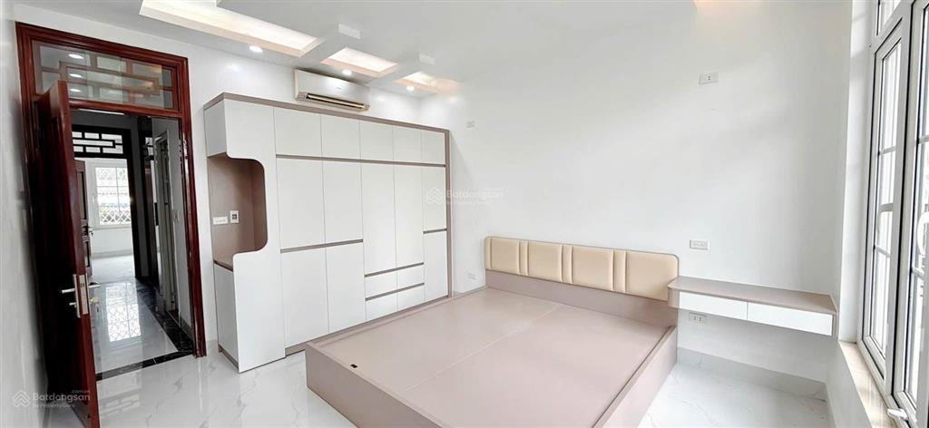 Bán nhà riêng 54m2, 17,5 tỷ tại hồ văn chương, phường văn chương, quận đống đa