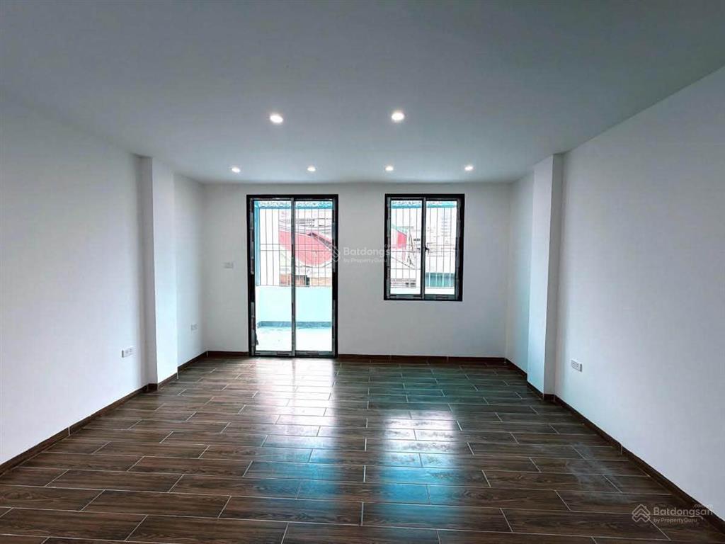 Bán nhà riêng tại phố nguyễn ngọc vũ, 13,7 tỷ, 45m2, giá siêu hời
