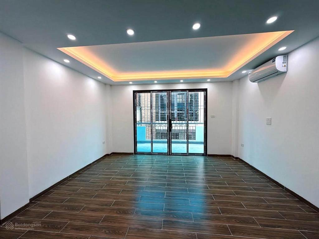 Bán nhà riêng tại phố nguyễn ngọc vũ, 13,7 tỷ, 45m2, giá siêu hời