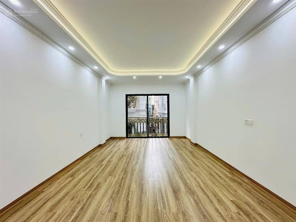 Bán nhà riêng tại trần quốc hoàn, 21,4 tỷ, 40m2, chính chủ, giá tốt