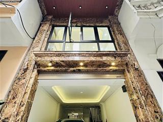 Bán nhà riêng tại trần quốc hoàn, 21,4 tỷ, 40m2, chính chủ, giá tốt