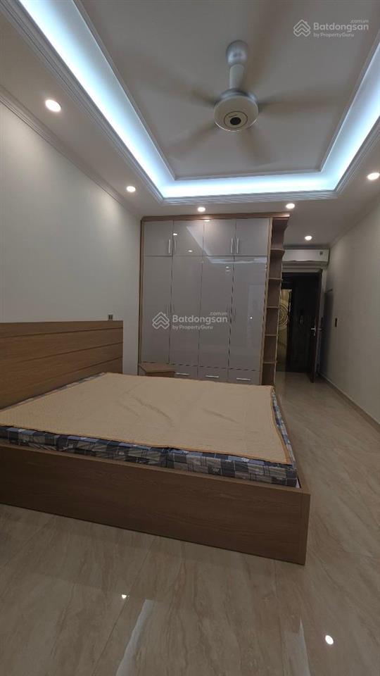 Siêu phẩm lạc long quân  7 tầng  thang máy  oto tránh 10m  tiện ích bạt ngàn