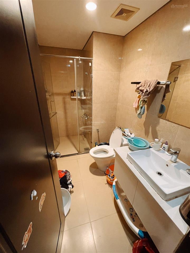 Bán căn hộ times city, tầng trung  16,2 tỷ, 126 m2, 3pn, 2wc, nội thất đầy đủ