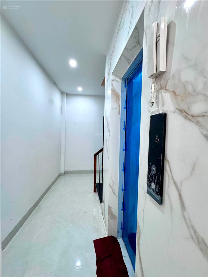 Trung tâm đống đa  nhà 2 thoáng gần phố  7 tầng thang máy  nhà mới ở luôn