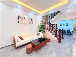 Nhà khu trung tâm cầu giấy  79 cầu giấy  nhà đẹp ở ngay, hiếm nhà bán