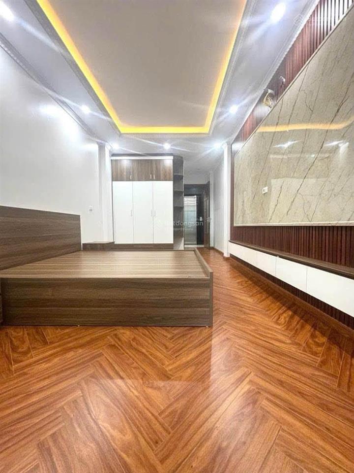 Phố vip hoàng mai định công thượng nhà mới king koong oto ngõ thông kinh doanh thang máy xịn