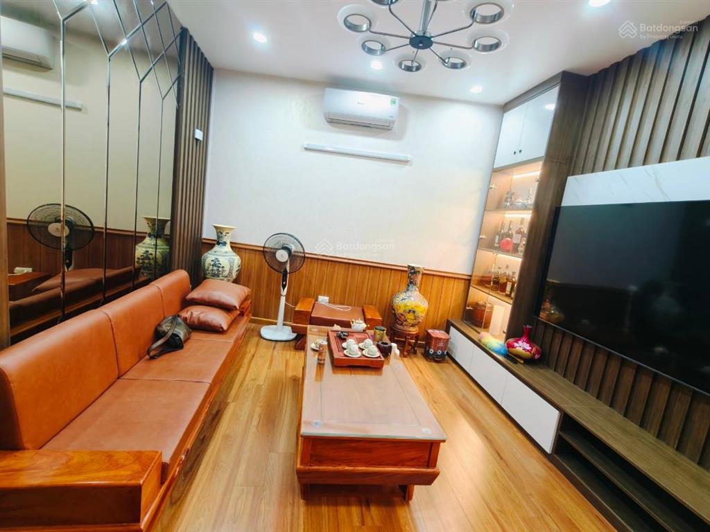 Minh khai times city nhà đẹp full nội thất đồ gỗ nguyên tấm ở ngay 2 thoáng
