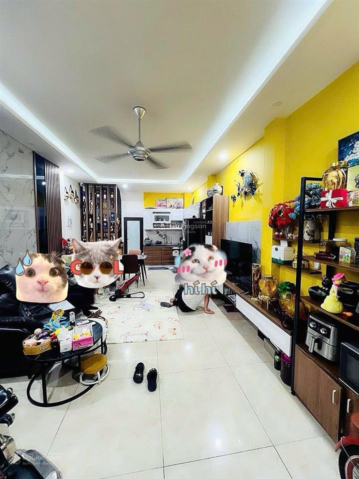 Qh ổn định  cầu giấy ngõ thông, kinh doanh, gần phố nhà đẹp có lộc ở luôn