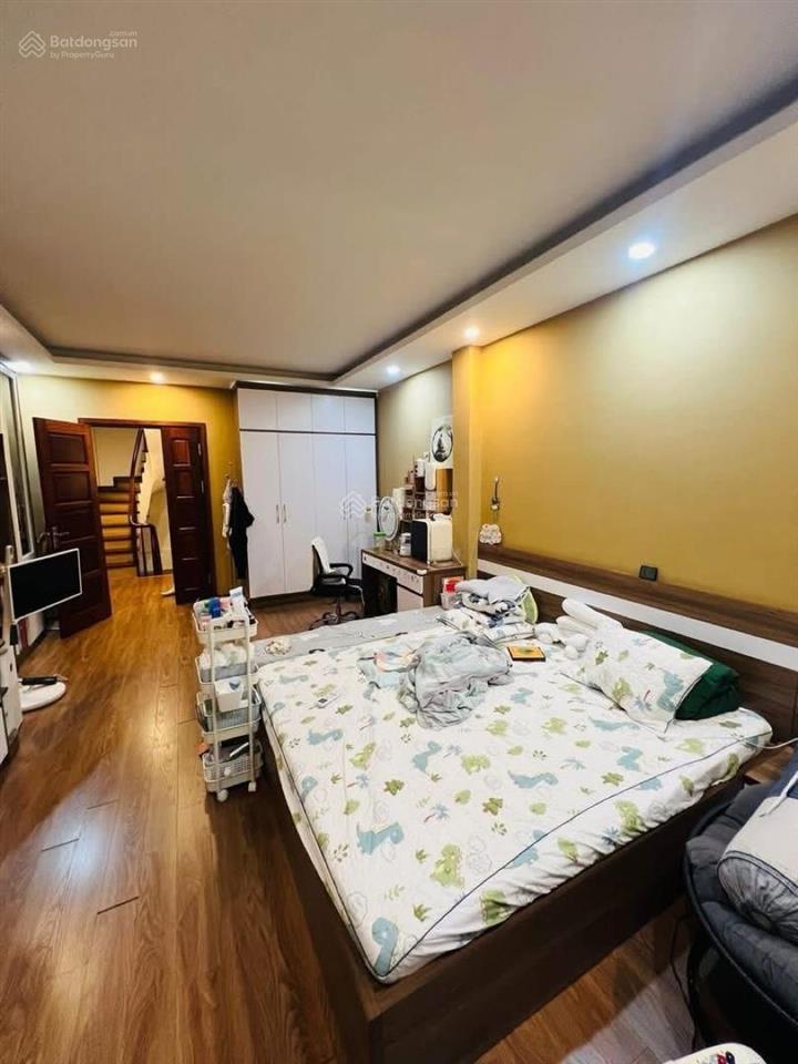 Qh ổn định  cầu giấy ngõ thông, kinh doanh, gần phố nhà đẹp có lộc ở luôn