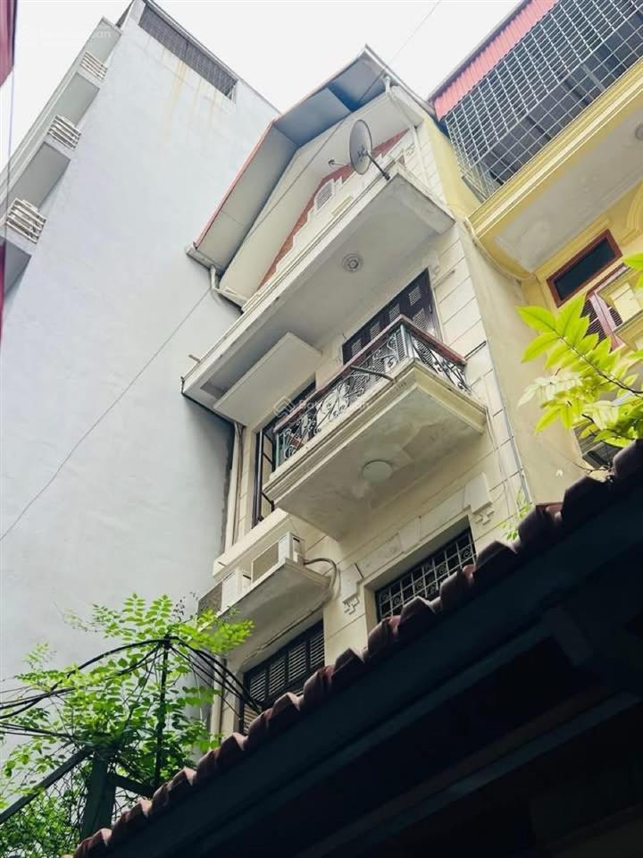 Đường láng đống đa nhà dân xây chắc chắn vị trí siêu đẹp sổ nở hậu ngõ thông
