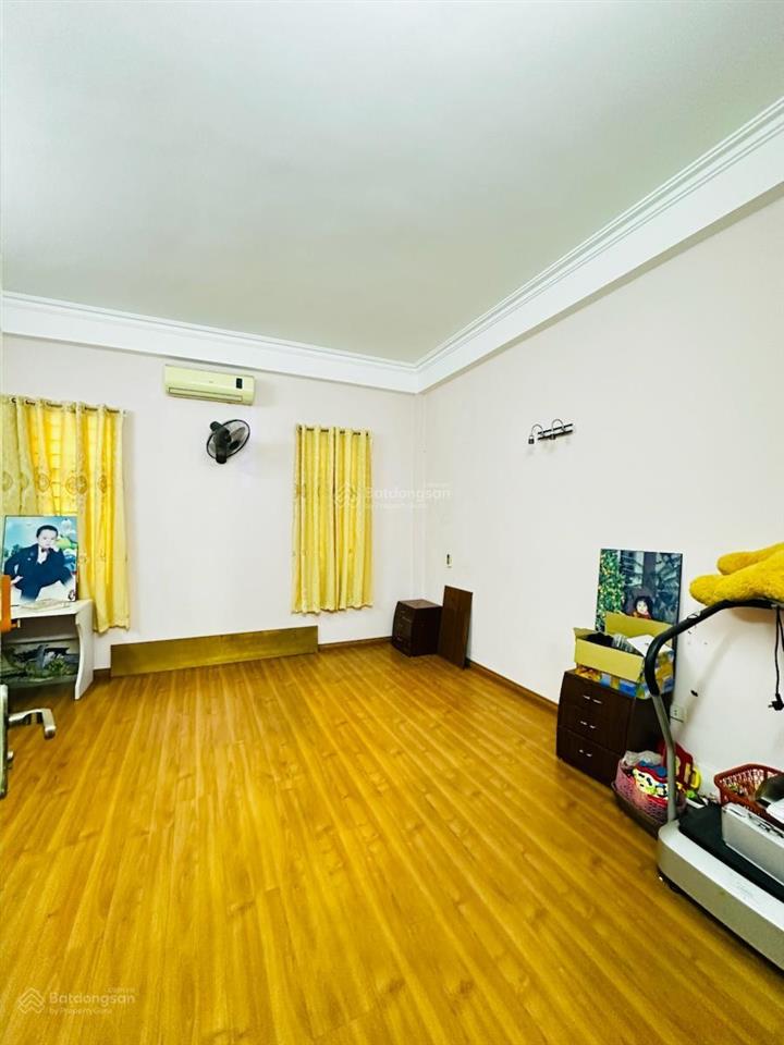 Xuân la tây hồ ô tô đỗ cửa, nở hậu. diện tích rộng ở hay kinh doanh cho thuê đều có lộc