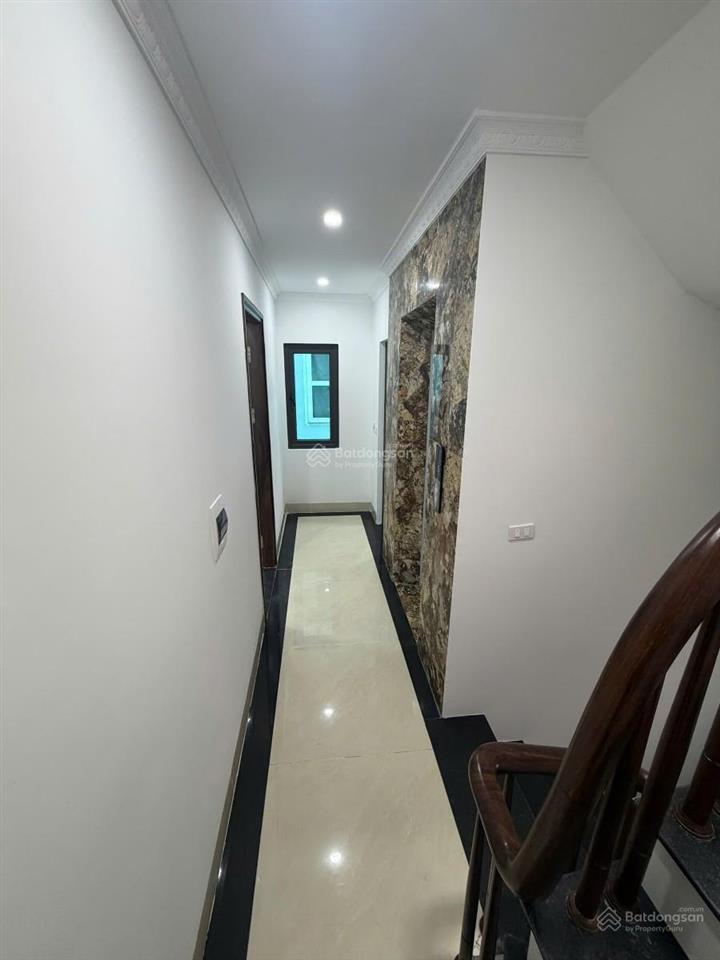 Phân khu trần duy hưng  xây mới  6 tầng thang máy  10m ô tô  sát phố  3 mặt thoáng