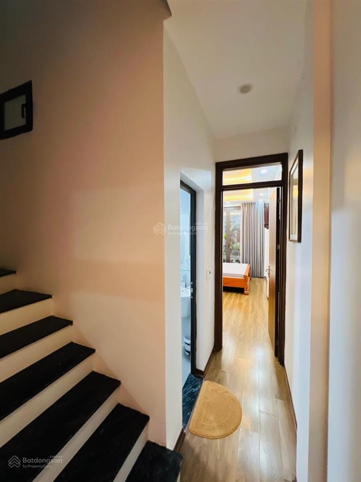 Thái hà  phân lô  không quy hoạch  ô tô 4 chỗ đỗ cửa  nhà đẹp ở ngay  full nội thất