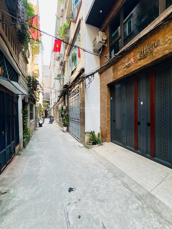 Thái hà  phân lô  không quy hoạch  ô tô 4 chỗ đỗ cửa  nhà đẹp ở ngay  full nội thất
