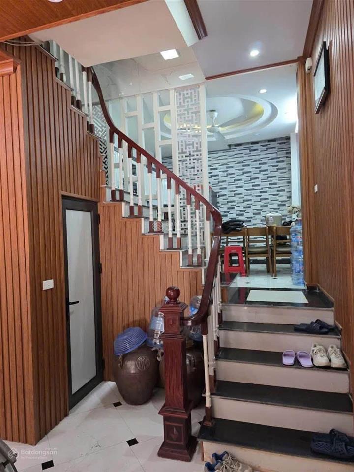 Khương đình  nhà dân xây chắc chắn  còn mới  khách mua ở ngay