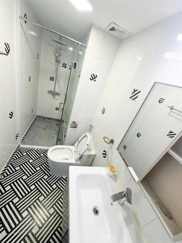 Bán gấp căn hộ chung cư tại b.i.g tower, 8,6 tỷ, 130 m2, 4pn, 2wc, đầy đủ nội thất