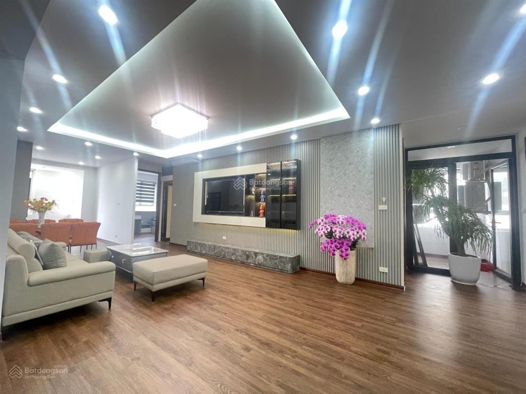 Bán gấp căn hộ chung cư tại b.i.g tower, 8,6 tỷ, 130 m2, 4pn, 2wc, đầy đủ nội thất
