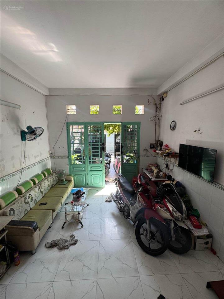 Nhà 2 tầng đường thới an 04 , phường thới an, q12, dt 76m2 (4mx19m) hẻm ôtô 5,3tỷ.tl