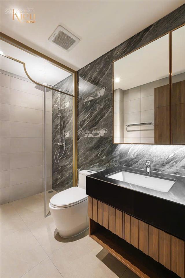 Chính chủ bán gấp căn hộ 14.04, 2pn, 90m2,giá cạnh tranh nhất thị trường,đã có sổ, tại kiều by kita