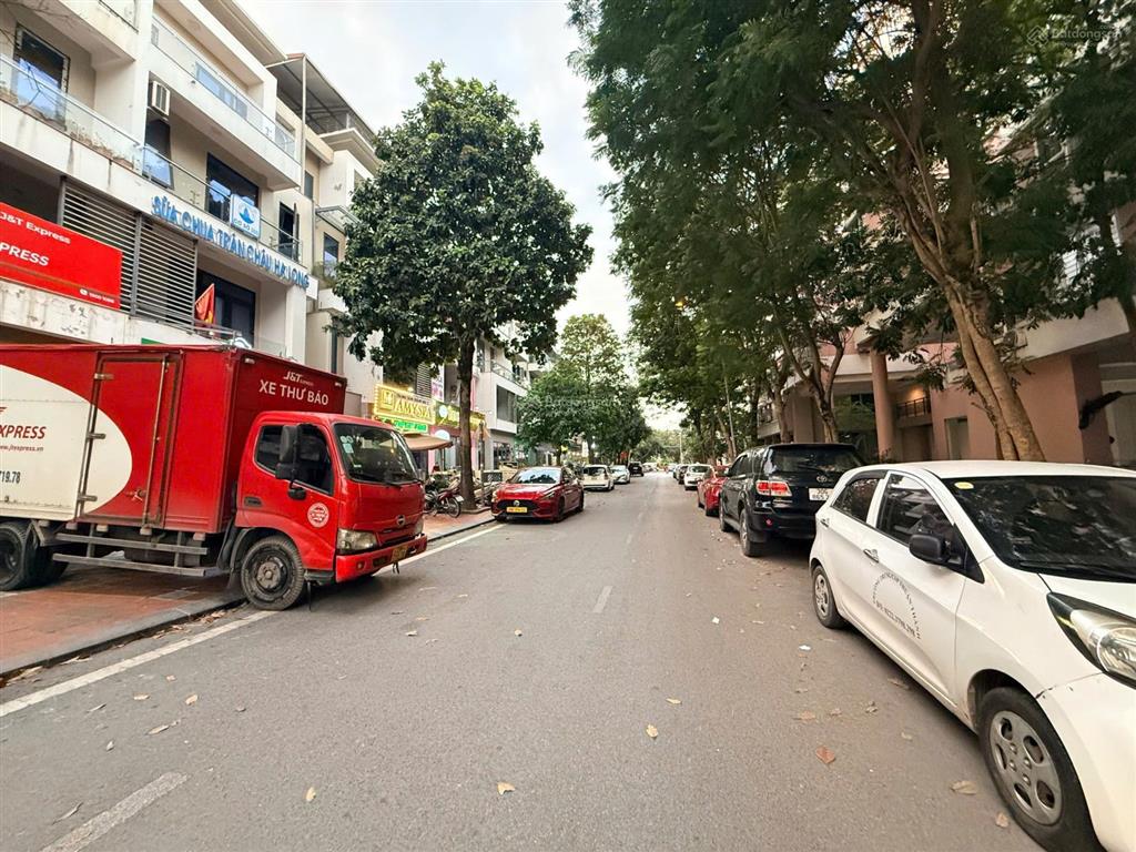 Cần bán căn liền kề 4 tầng hai mặt tiền tại phân khu lan viên 2  kđt đặng xá, gia lâm, hà nội