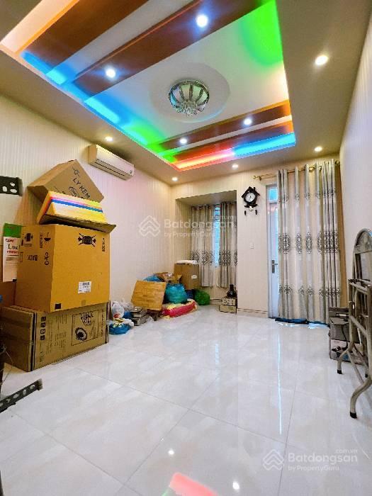 Phạm thế hiển  quận 8  mặt tiền kinh doanh, nhà 4 tầng 62m2. giá 12 tỷ