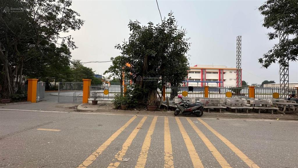 Bán đất cổ linh 155m² , mt 5m vỉa hè ôtô tránh kinh doanh gía chào 30 tỷ có tl .