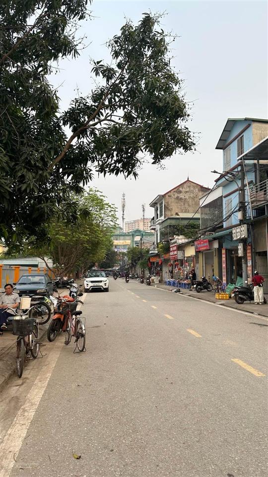 Bán đất cổ linh 155m² , mt 5m vỉa hè ôtô tránh kinh doanh gía chào 30 tỷ có tl .