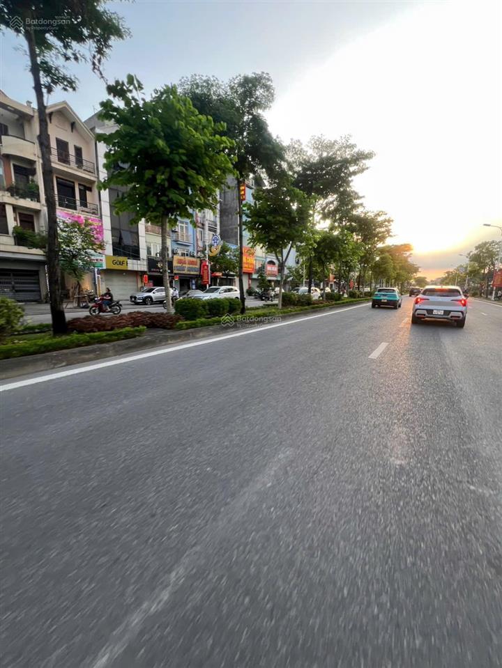 Bán đất phân lô a38 tư đình 80m² , mt 5,5m , ôtô tránh giá chào 21,8 tỷ có tl .