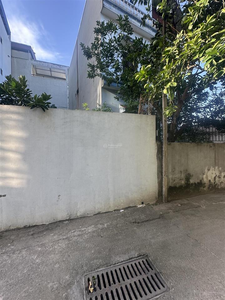 Tìm đâu ra mảnh đất 55m2, ngõ ô tô trung tâm long biên mà chỉ nhỉnh 9 tỷ.