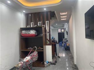 Hiếm bán đất tặng nhà 2 tầng tại đức giang , ngõ thông , ô tô vào tận nhà 40m2 giá nhỉnh 5 tỷ