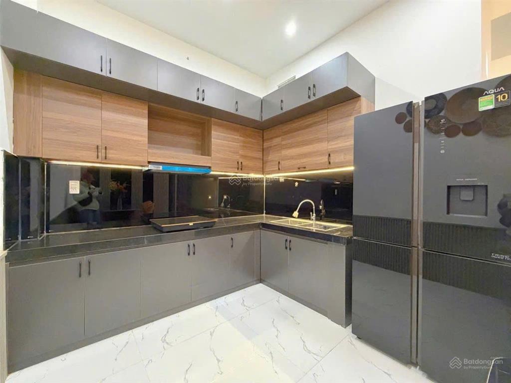 Bán nhà 3 tầng kiệt 382 núi thành, p. hòa cường. dt  50m2 dtxd150m2