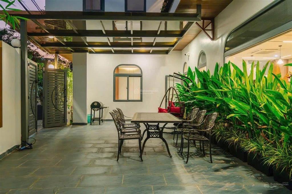 Villa hồ bơi 2mt 7m5 nguyễn đình chiểu  ngang 10m  vị trí đẹp nam việt á  23tỷ