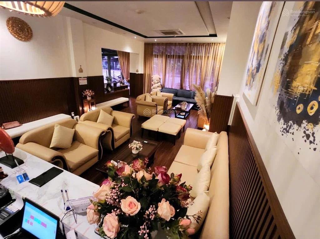 Bán tòa nhà 146m²  ngang 10m  5 tầng  mt 10m5 chính hữu  sát phạm văn đồng